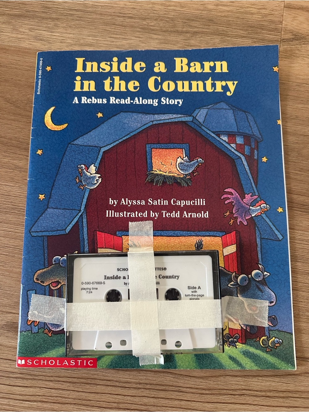 Scholastic Inside a Barn in the Country Book and cassette tape
